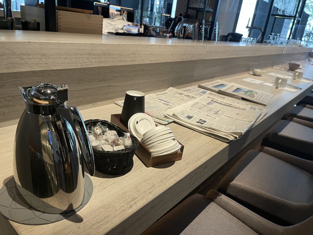 ACホテル銀座の朝食テイクアウトコーヒー