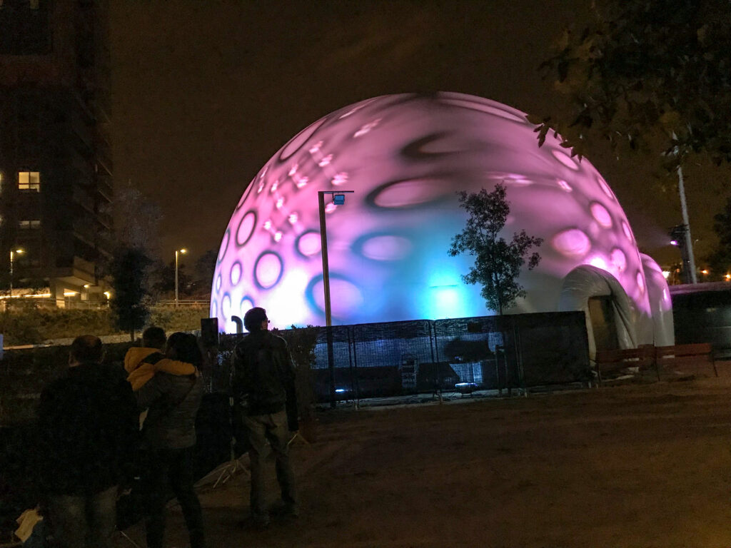 バルセロナの2月のイベントランブラスポブレノウ